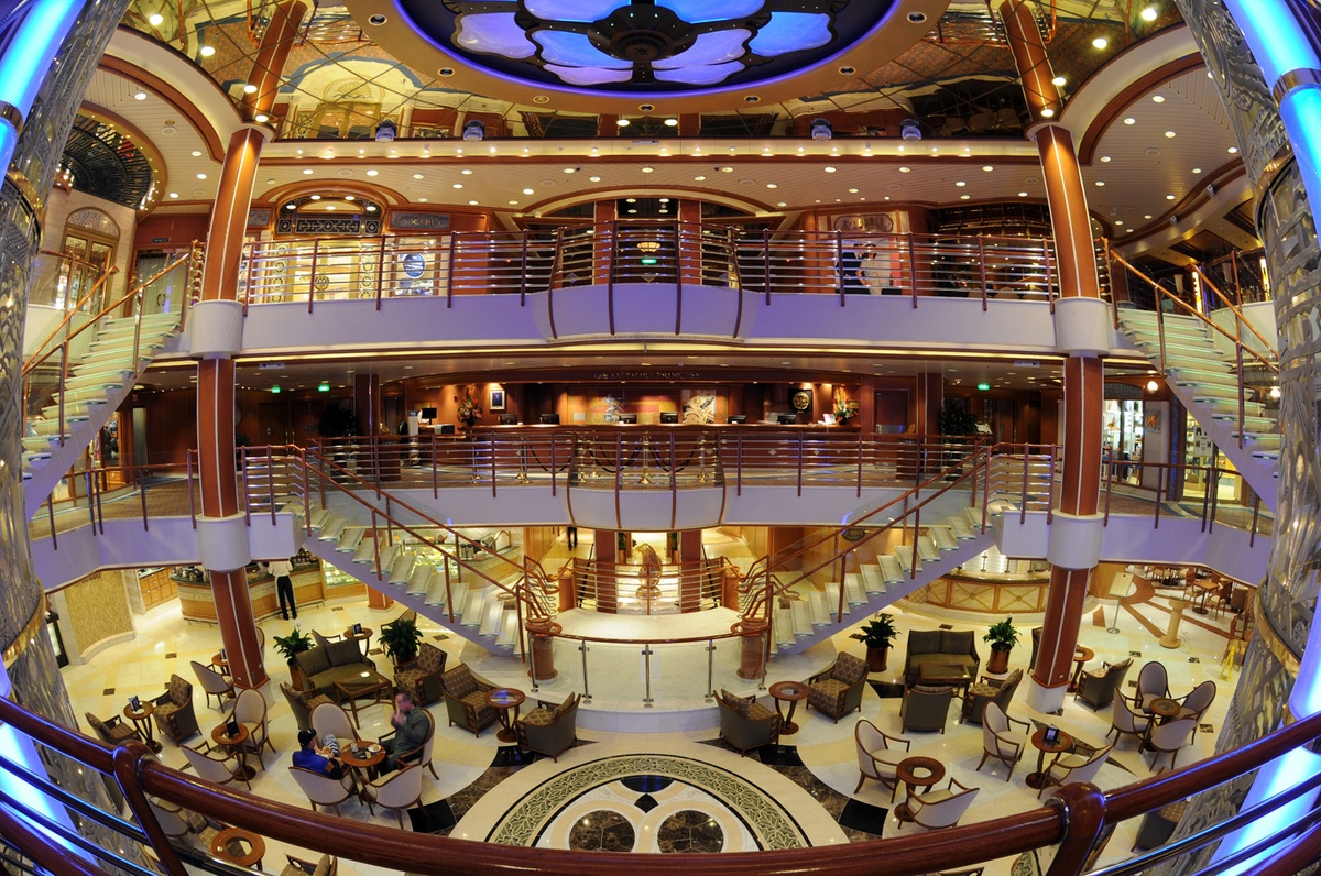 sapphire princess cruise ship tour